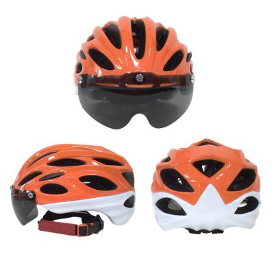 China Dismountable Compounds Men Woman Bicycle Magnetic Suction Goggles Bicycle Helmet for sale