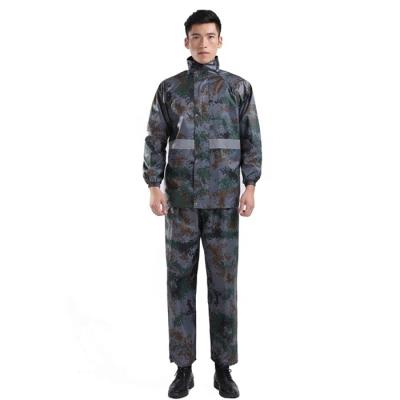 China 100% Camouflage Raincoat High Quality Color Personal Safety and Work Supplies Polyester Protective Rain Storm Waterproof Coat for sale