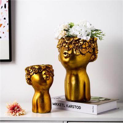 China New arrival modern design gold head kid kiss decoration indoor factory elegant luxury pots for living room for sale