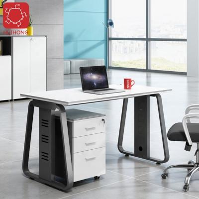 China Huihong Office Furniture Extendable Workstation Desk And Chair Executive Office Work Table Set With Partition for sale