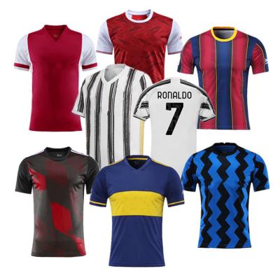 China Quick-drying Customized High Quality Sublimation Soccer Jersey Uniform Men Soccer Jersey Set Retro Soccer Jersey 2021 for sale