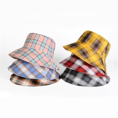 China Umbrella Wholesale Two Color Lattice England Plaid Printed Reversible Fisherman Bucket Hat Summer Unisex for sale