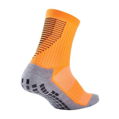 China Hot Selling Custom Breathable Terry Thermal Tube Socks Adult Anti Slip Anti Slip Athletic Football Basketball Sports Grip Socks for sale