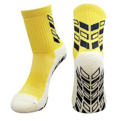 China Breathable Non Slip Football Socks Team Logo Basketball Sustainable Non Slip Sports Running Socks for sale