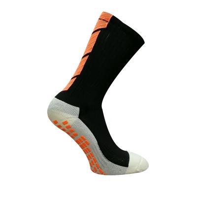 China New Arrival Breathable Wholesale Hot Sale Customized Logo Summer Thin Grip Football Thin Breathable Soft Socks For Men for sale