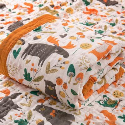 China PORTABLE 6 Layer Organic Gauze 100% Cotton Muslin Blankets For Baby for sale