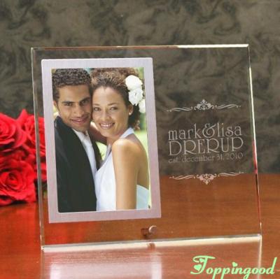 China Family Table Decoration Personalized Name And Date Photo Glass Frame For Wedding Keepsake Guest for sale