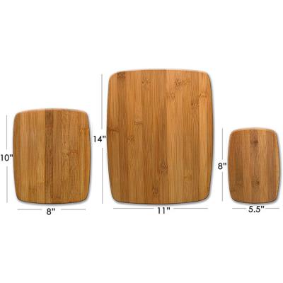 China Customized Disposable Wooden Rectangular Solid Bamboo Chopper Cutting Board With Handle for sale