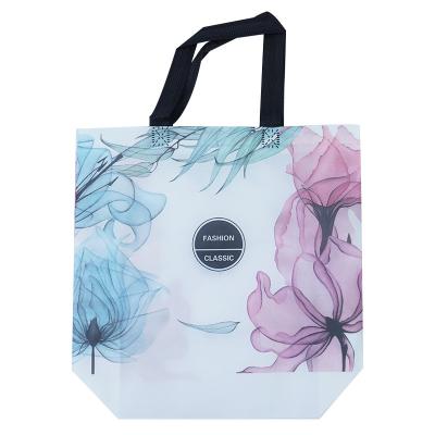 China 2022 Handled Custom Design Cheap Recycled Foil Laminated Nonwoven Bag, Folding Reusable Nonwoven Shopping Bag for sale