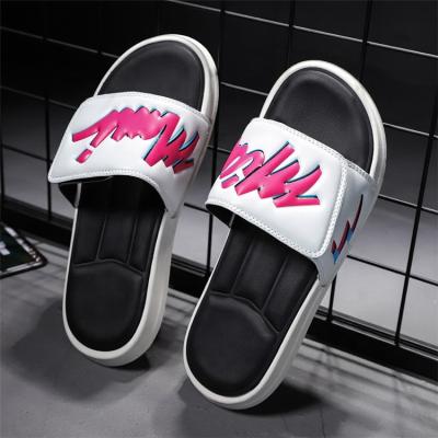 China Summer Luxury Beach Slippers Bed Slippers Famous Brands Fashion Trend Designer Indoor Home Sandals for sale