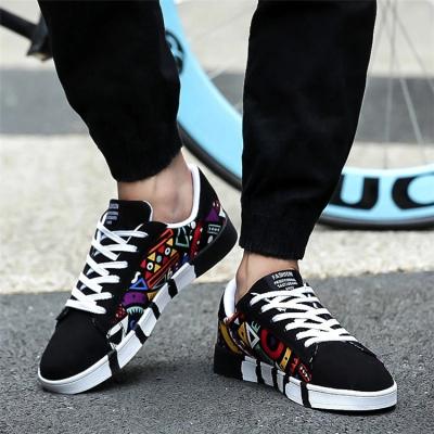 China Fashion trend china supplier men's sneakers vulcanized low top printing sneakers shoes for men's new styles for sale