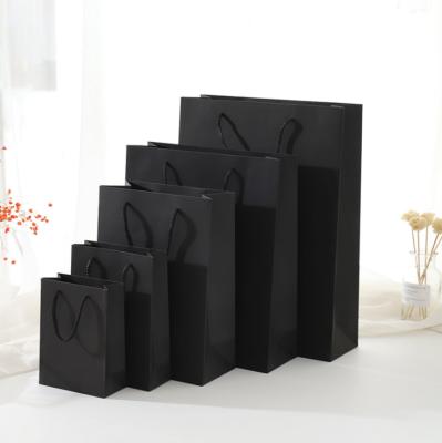 China Recyclable Custom Paper Luxury Gift Perfume Cosmetic Shopping Bag With Handles for sale