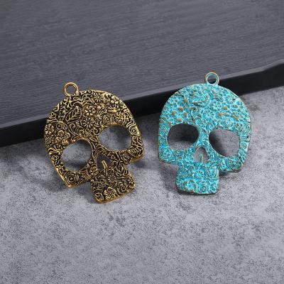 China Fashionable Skull Charm Design Vintage Personality Skull Charm Antique Copper Plated Pendant For Necklace Bracelet Making for sale