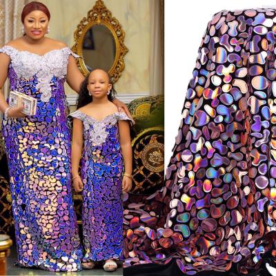 China Latest Viable High Quality Nigerian Lace Fabrics 2021 Sequined Velvet Fabric Lace Sequin African Velvet Fabric For Clothes 2226 for sale