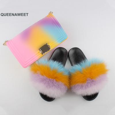 China CUSHIONING Fox Fur Slippers Jelly Purse Slippers and Fox Slides Sets Large for Women with Purse Raccoon Fur Slides and Purse Matching for sale