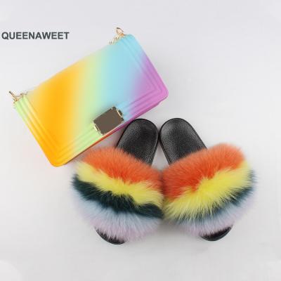 China Jelly Purse Fox Fur Slippers Waterproof Fox Fur Slides and Slides Sets Large for Women with Purse Raccoon Fur Slides and Matching Purse for sale