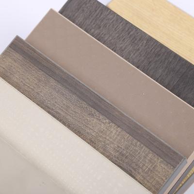 China Chinese factory direct sale 1220*3050 wood grain color 25mm office triamine veneer office laminated particle board for sale