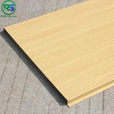 China Wood Color Aluminum Strip False Ceiling Windproof 150mm 200mm for sale