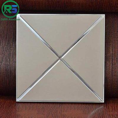 China Wet Resistant Decorative Artistic Ceiling Tiles Drop For Kitchen And Washroom for sale