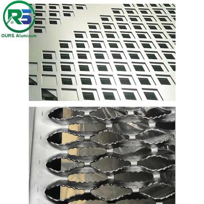 China External Commercial Aluminum Art Deco Metal Panels Screen Blue Sky Metal Wall Tiles for sale