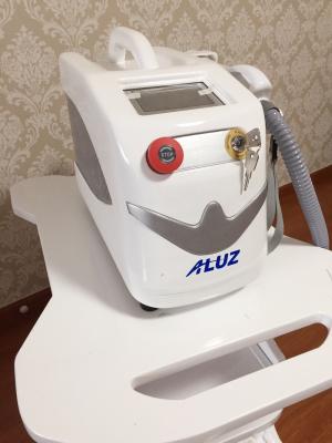 China Beauty machine q-switch nd yag laser to remove tattoo birthmark Hot selling tattoo removal machine with 532nm1064nm1320n for sale