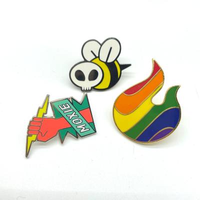 China New Clutch Logo Personalized Design Animal Lapel Pin Badge Europe Metal Hard Labor Enamel Button Customization for sale