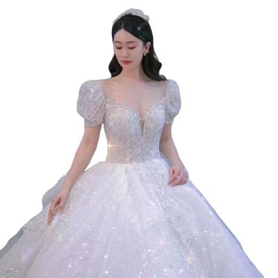 China Breathable Luxury Fashion New Design Breathable Luxury Ball Gown Wedding Dresses Deep V Ball Gown Wedding Dress With Pearl for sale