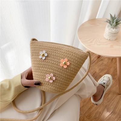 China Fashion Striped Handbag Used Daily Tote Beach Bags Summer Bag Straw Bags For Women for sale