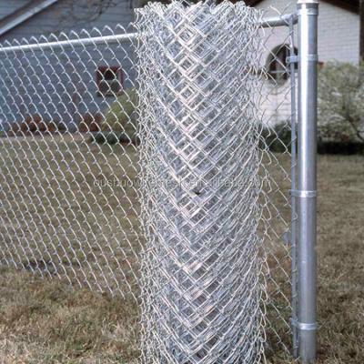 China Plain Weave Hot Dipped Galvanized 9 Gauge Wire Mesh Fence Chain Link Fencing for sale