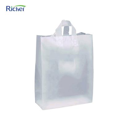 China Recyclable Customized Dubai Printing Plastic Bag With Buckle Handle Plastic Bags Favorable Price Shipping Bags for sale