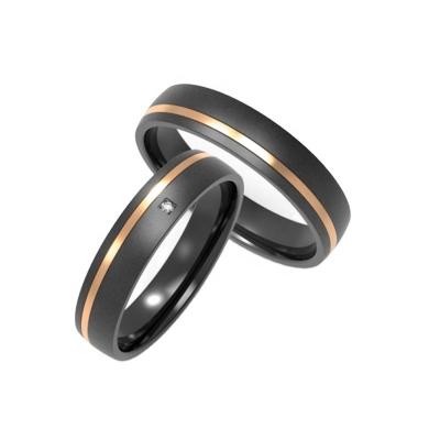 China Newest CLASSIC Black Zirconium Material in Gold Plating with Drills Wedding Rings for Couples Set and Engagement for sale