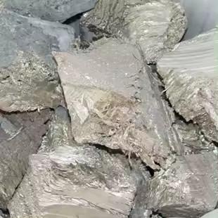 China Top Quality Silvery White Metal Calcium Metallic Calcium 98.5% For Casting Deoxidizer for sale