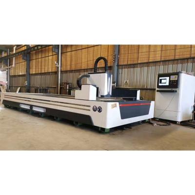 China Hoge productiviteit metalen lasersnijmachine Plaatwerk CNC Fiber lasersnijmachine Te koop