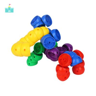 China Building Toy 85 Pcs Creative ABS Material Blocks Set Changeable Educational Toys Diy Children Playing Building Blocks Toys for sale