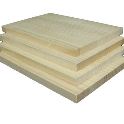 China Eco-friendly 4'*8' 12mm 15mm 18mm 24mm 30mm Pine Lumber Joint Wood Finger Boards en venta