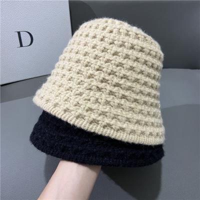 China 2021 Picture Bucket Hat Plaid Fisherman Hat High Quality Foldable Ladies Hunting Soft Hat Soild Plush Basin Warm Soft Hat for sale