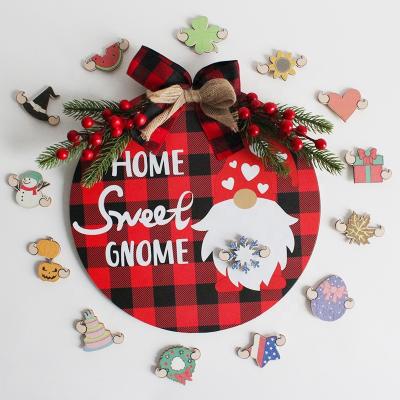 China 2021 Christmas Home Decoration Around Interchangeable Season Hanging Front Door Welcome Sign Outdoor 30*30cm Gnome Home Soft Wooden Signs Door Decoration for sale