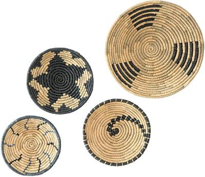 China Art Decor Hand Woven Rattan Wicker Round Basket Vegetal Plankton Hanging Colorful Wall Decor Tray Wall Set for sale