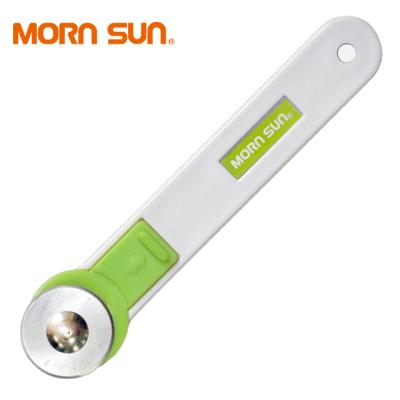 China Multi Functional Straight Handle Automatic Paper Knife 28mm Straight Handle Rotary Cutter For Art for sale