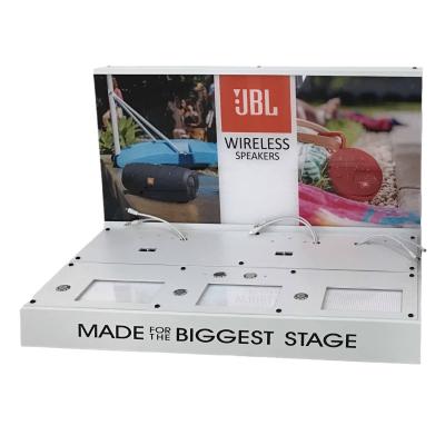 China Lightweight Portable Acrylic Stand Display For Rectangular Merchandise for sale