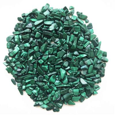 China Wholesale Europe Natural Healing Gemstone Tumbles Crystal Malachite Chips Stones For Fengshui Home Decoration for sale