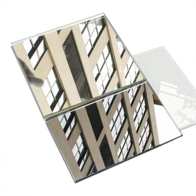 China Fine polished edge 693*669/893*669/943*66 5 mm coated silver mirror glass price for sale