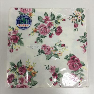 China Printed 33x33cm Printed Sanitary Napkin , Paper Napkin With Design for sale