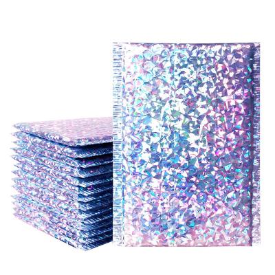 China USA Customer 8.5 X 12 inch Big Purple Holographic Metallic Bubble Envelopes Shipping Laser Bubble Mailer for Clothing à venda