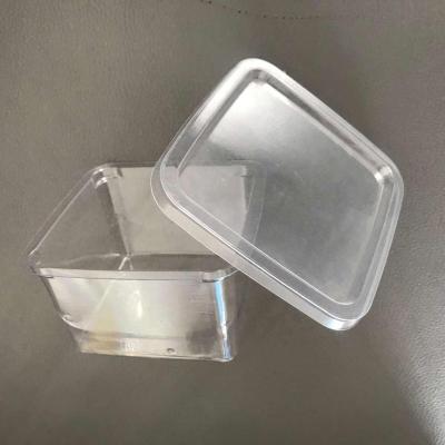 China Excellent Thermoforming Properties 220ml Clear Disposable Plastic PET Fruit/Dessert/Cake Packaging Square Containers With Lids for sale