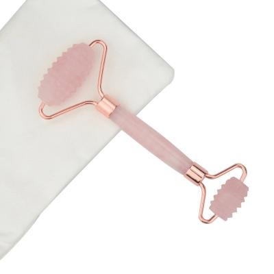 China Manufacturer's Whitening Rose Quartz Roller Natural Stone Facial Roller for sale