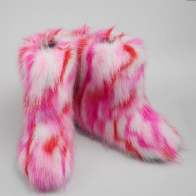 China 2020 Winter Massage Ladies Ankle Flat Cheap Waist Warm Indoor Shorts Fluffy Faux Fur Furry Boots for sale