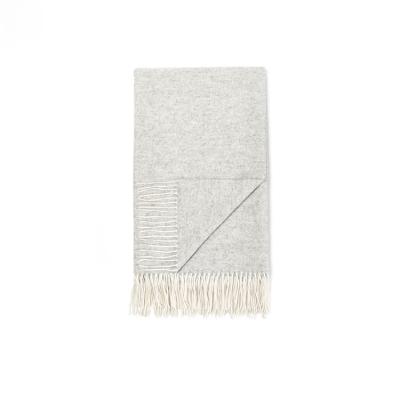 China Women Christmas Gift Lambswool Gray Color Long Throw Wool Organic/Anti-pill/Anti-Static Blanket With Tassels for sale