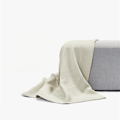 China Warm Portable Soft 100% Cotton Jacquard Cotton Cozy/Soft/Warm/Healthy Fashion Throw Blankets For Sofa for sale