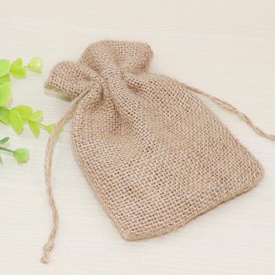 China Small Portable Reusable Eco Friendly Hemp Gift Jute Drawstring Bag for sale